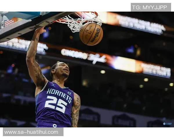 美记:虽然黄蜂不急于交易三球,但他们让其他队感觉愿意听取报价