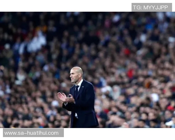 阿斯：马斯坦托诺放弃休息争取首发，他正期待为皇马打入首球